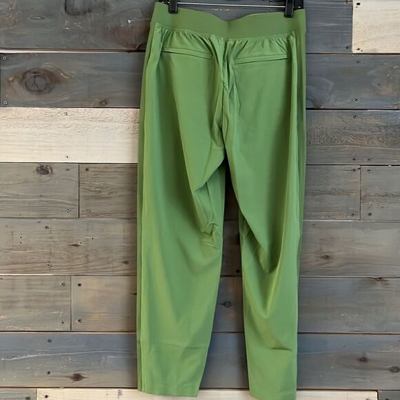 NWOT Athleta Women's 14 Brooklyn Ankle Jogger Pants Vineyard Green - Picture 5 of 10